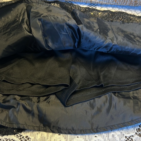 Justice Black and Gold Sequin Girls 12 Skort EUC - Picture 3 of 4